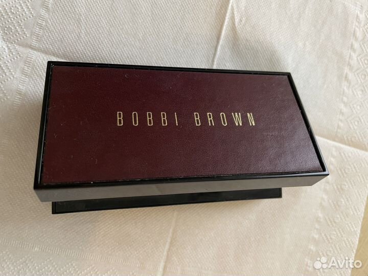 Палетка теней для Smoky eyes bobbi brown