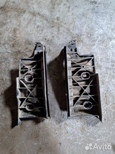 Кронштейн заднего бампера Audi A6 C6