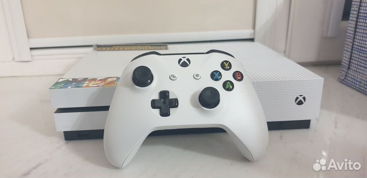Xbox one s 1tb с играми
