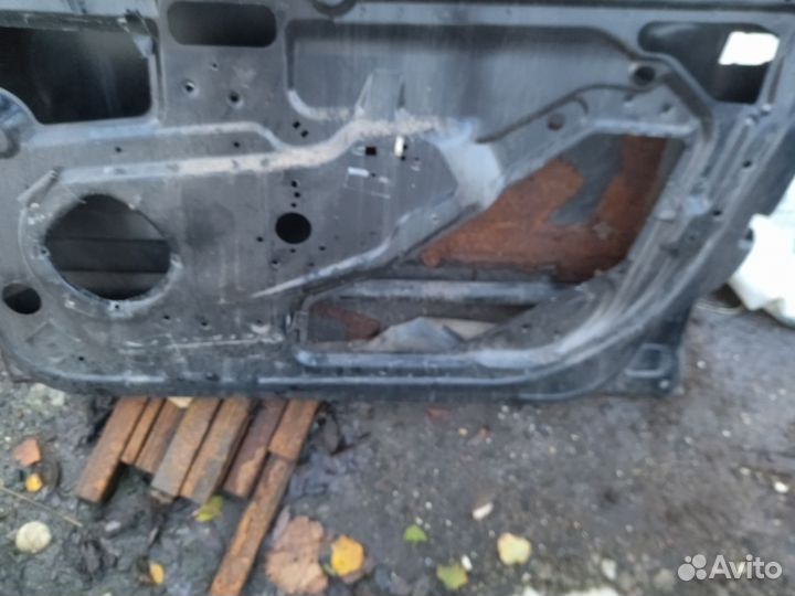 Дверь капот