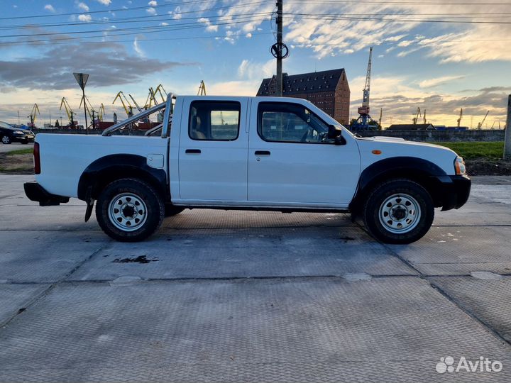 Nissan Navara 2.5 МТ, 2005, 335 000 км