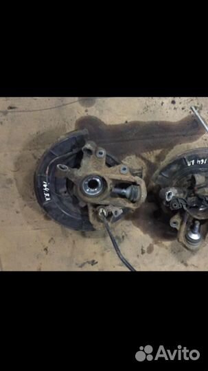 Кулак задний мерседес мл гл 164