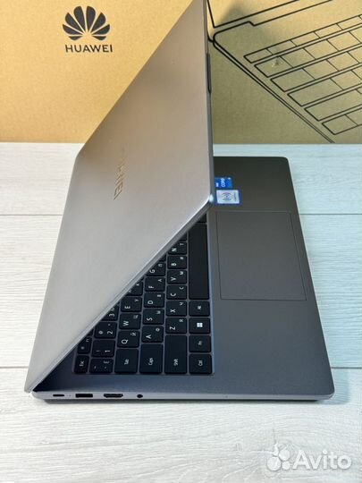 Ультрабук Huawei Matebook D14 i3 1215U 8/256gb