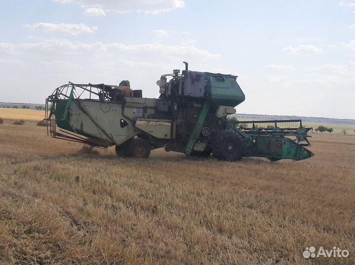 Комбайн Нива-Сельхозтехника СКА-5, 1997