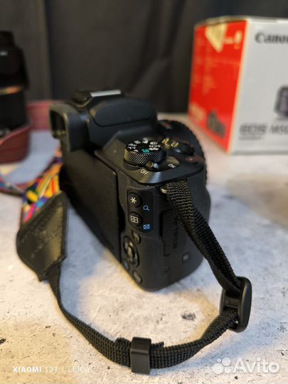 Компактный фотоаппарат canon