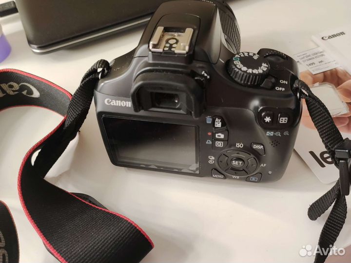 Зеркальный фотоаппарат canon eos 1100d