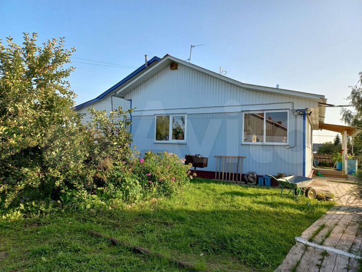 Дом 85 м² на участке 8 сот.