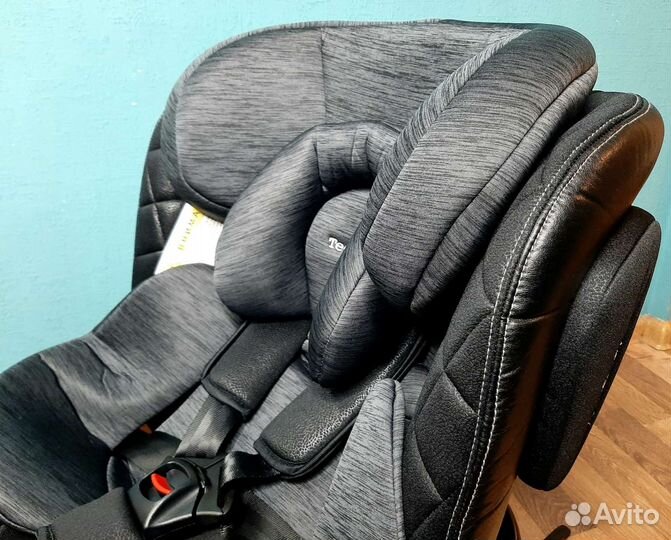 Автокресло (новое) 0 - 36 кг isofix поворотное