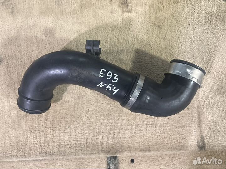 Воздуховод наддувочного воздуха бмв е92 е93 n54