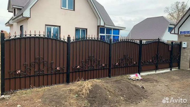 Забор кованый