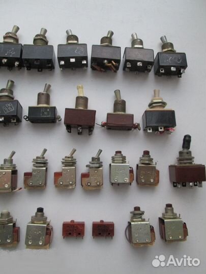 Тумблеры,выкл-вкл,кнопки-37 шт все вместе, СССР