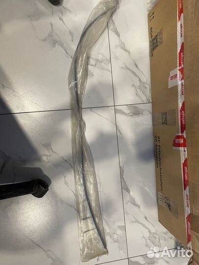 Молдинг передней правой двери Nexia (узкий)