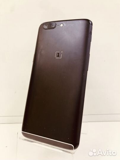 Смартфон oneplus