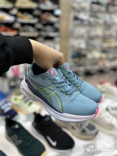 Кроссовки Asics Gel-Kayano 30