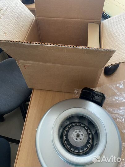 Вентилятор канальный 160 мм