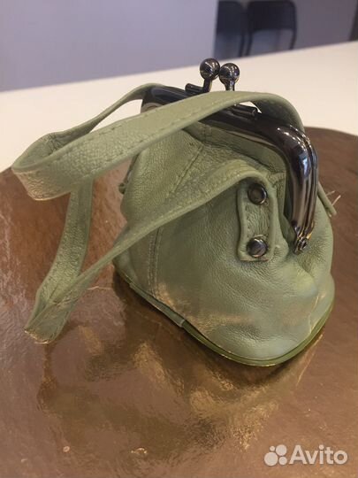 Миниатюрные кошелек-косметички из кожи