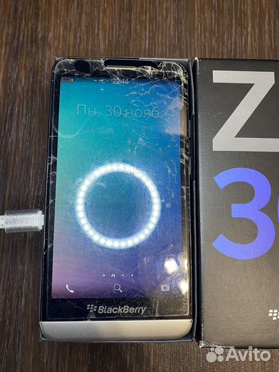Телефон BlackBerry z30