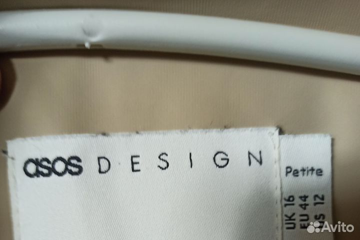 Пуховик ASOS зимний женский