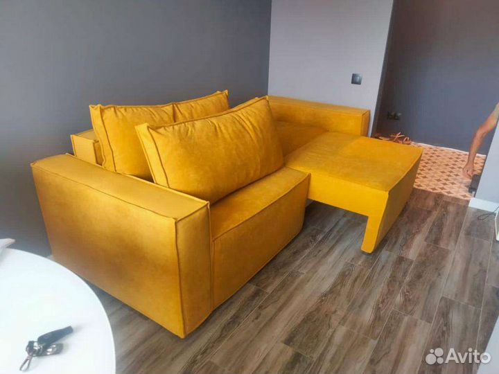 Диван а стиле Лофт