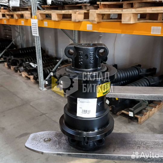 Каток опорный John Deere 693B