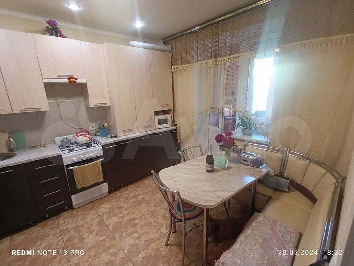 2-к. квартира, 49 м², 2/4 эт.