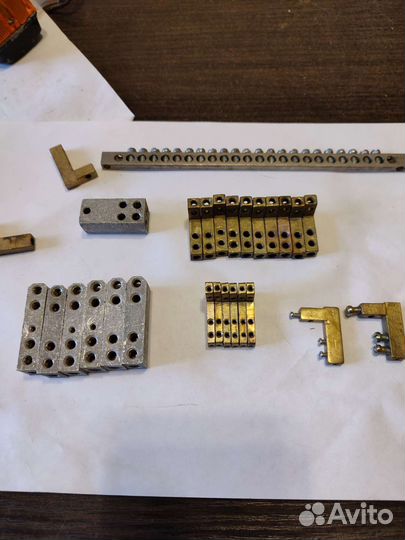 Колодка клемная электрическая латунь