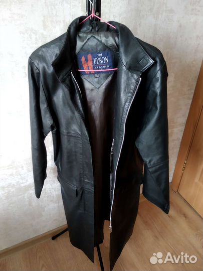 Плащ кожаный женский р. 42