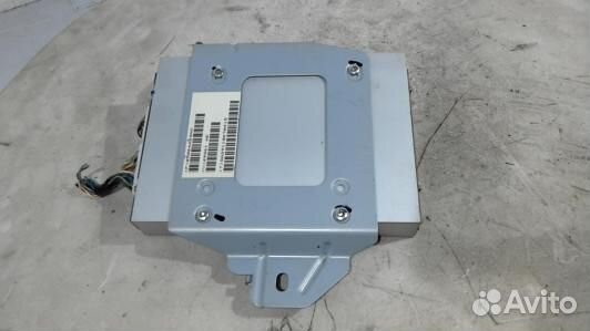 Усилитель музыки jeep grand cherokee WK (51F05S701