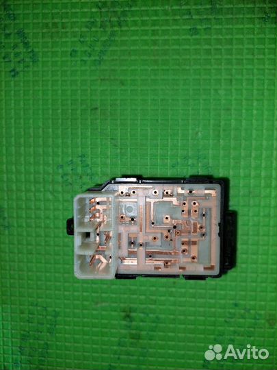 Блок управления зеркалами Kia Rio 3