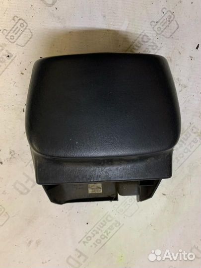 Кожух рулевой колонки Nissan Primera P11 1998