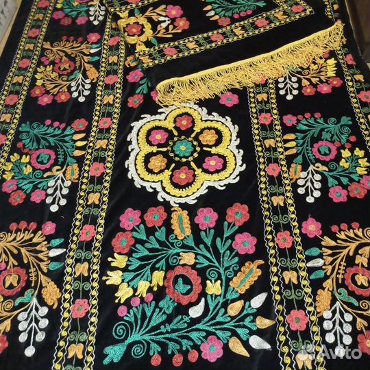 Сюзане - ковер - покрывало