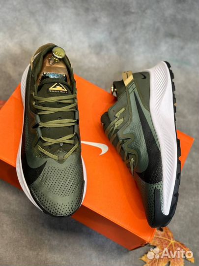 Nike pegasus trail 2 зеленые разм. 45