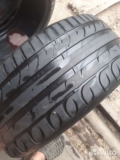 Tigar UHP Ultra High Performance 235/40 R18