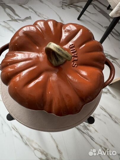 Кастрюля чугунная тыква