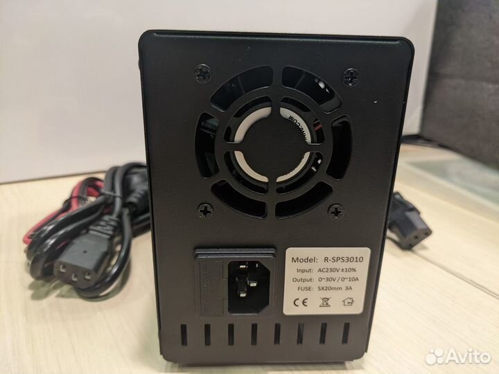 Лабораторный блок питания новый 30В -10A