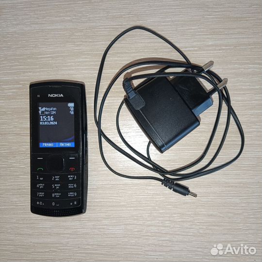 Nokia X1-01