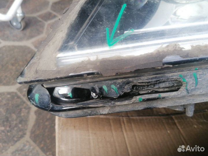 Фара передняя левая Skoda Kodiaq