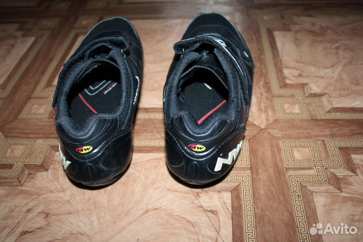 Велотуфли Northwave 42 + шипы Shimano