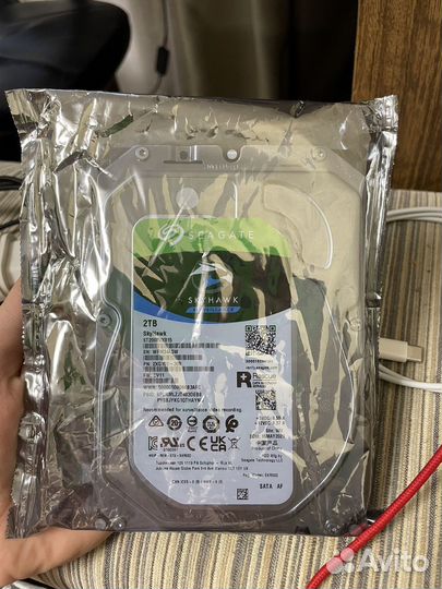 Жесткий диск Seagate Skyhawk 2TB