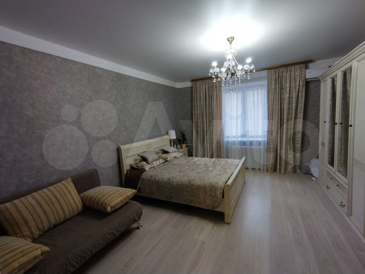 3-к. квартира, 83 м², 2/3 эт.