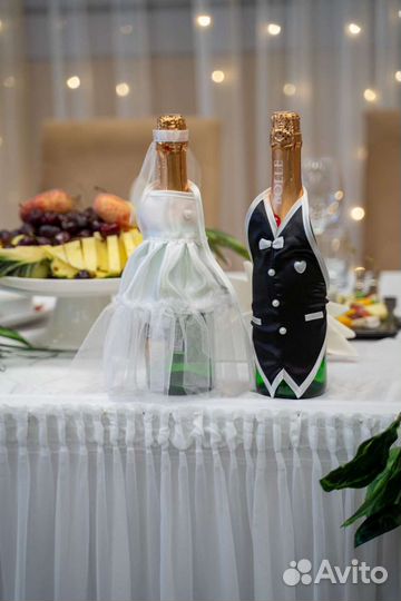 Свадебное украшение на шампанское