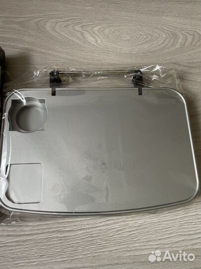 Автомобильный столик