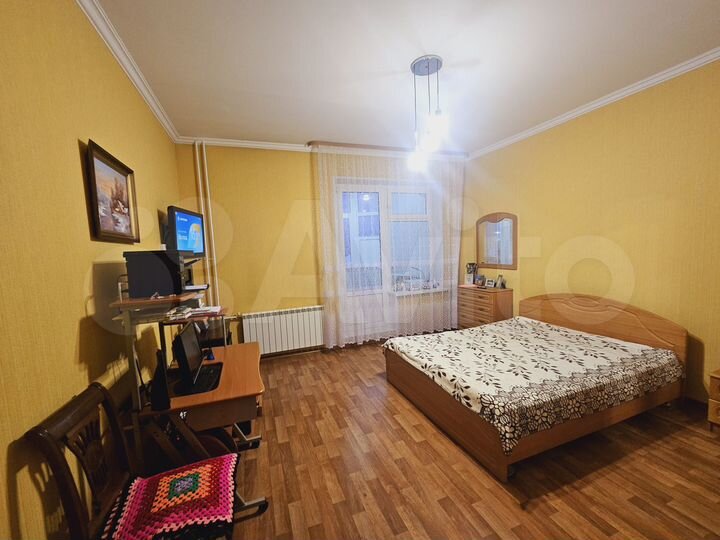 3-к. квартира, 81 м², 1/5 эт.