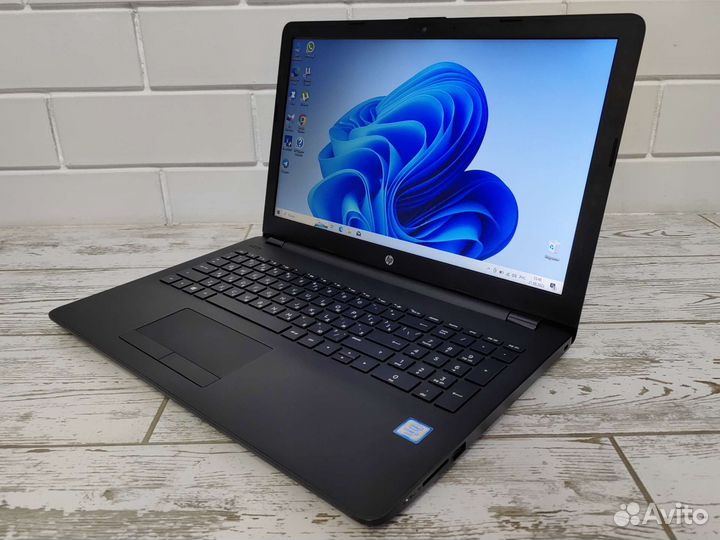 Шустрый ноутбук HP i3 : SSD