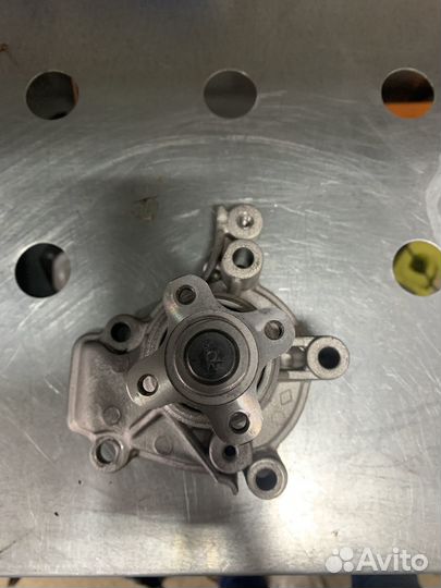 Водяная помпа Hyundai Kia