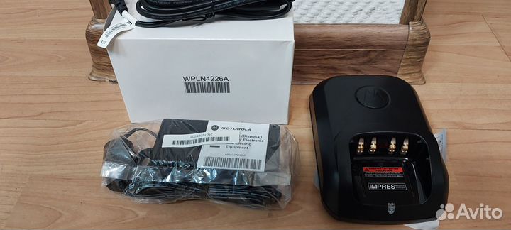 Зарядное устройство для рации Motorola