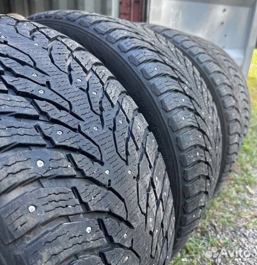 Nokian Tyres Hakkapeliitta 9 SUV 295/40 R21 111T