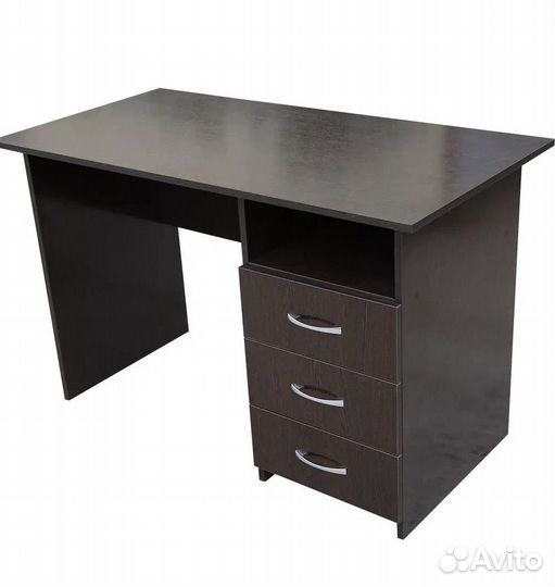 Письменный стол
