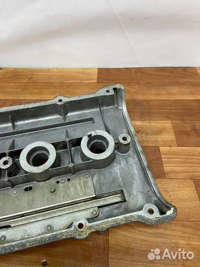 Клапанная крышка правая Audi A6 C5 2.4