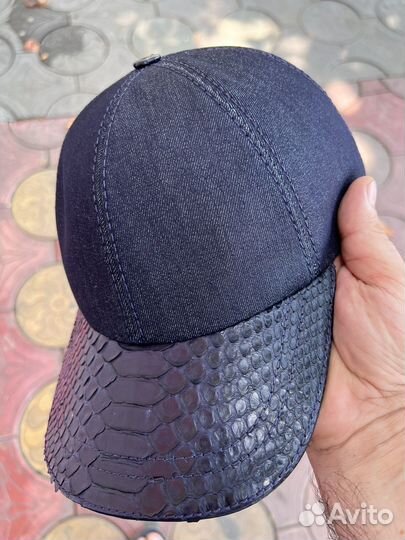 Кепки из натурального питона